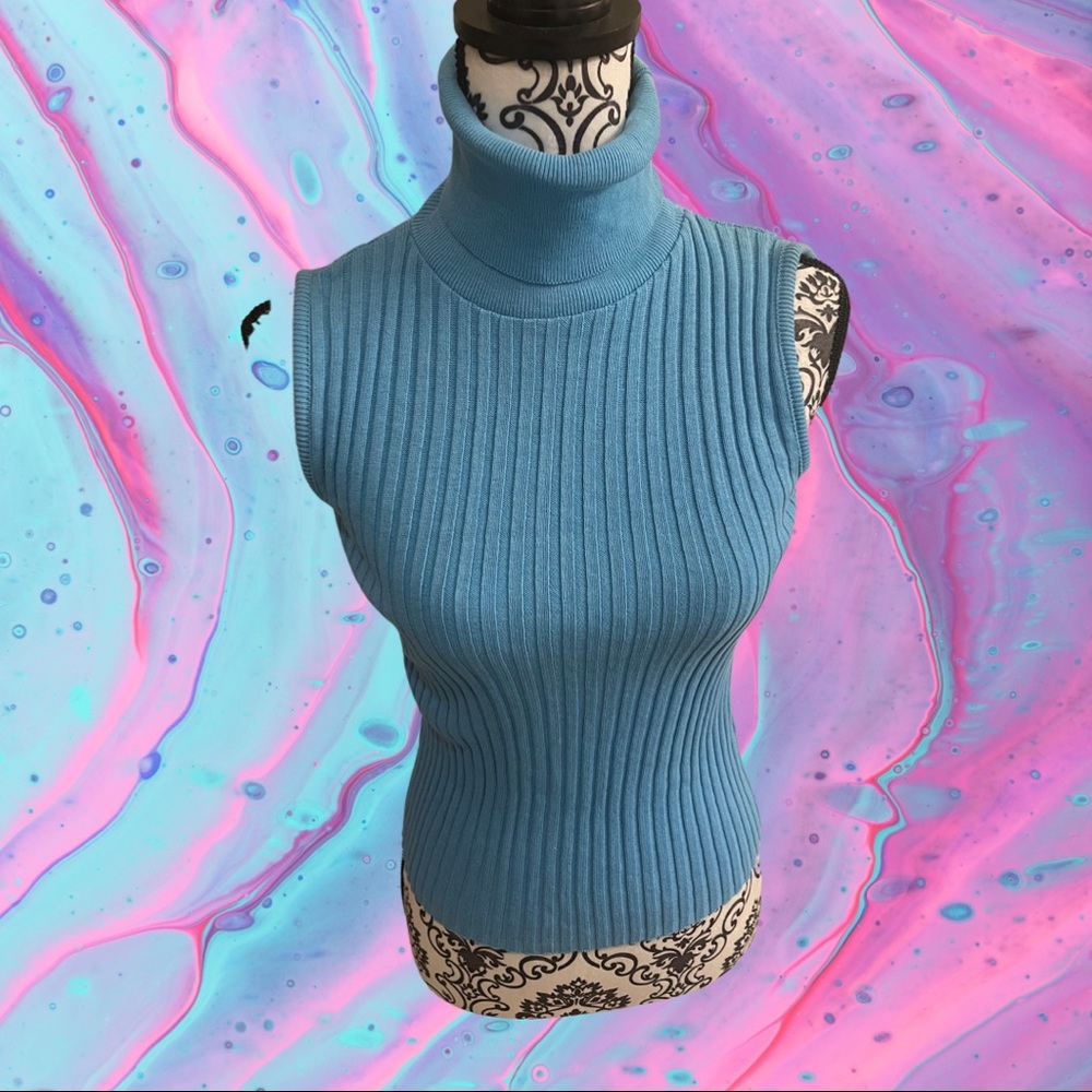Coolwear sleeveless sweater/turtleneck